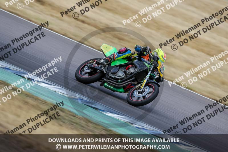 Rockingham no limits trackday;enduro digital images;event digital images;eventdigitalimages;no limits trackdays;peter wileman photography;racing digital images;rockingham raceway northamptonshire;rockingham trackday photographs;trackday digital images;trackday photos