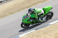 Rockingham-no-limits-trackday;enduro-digital-images;event-digital-images;eventdigitalimages;no-limits-trackdays;peter-wileman-photography;racing-digital-images;rockingham-raceway-northamptonshire;rockingham-trackday-photographs;trackday-digital-images;trackday-photos