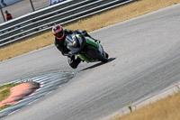 Rockingham-no-limits-trackday;enduro-digital-images;event-digital-images;eventdigitalimages;no-limits-trackdays;peter-wileman-photography;racing-digital-images;rockingham-raceway-northamptonshire;rockingham-trackday-photographs;trackday-digital-images;trackday-photos