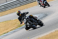 Rockingham-no-limits-trackday;enduro-digital-images;event-digital-images;eventdigitalimages;no-limits-trackdays;peter-wileman-photography;racing-digital-images;rockingham-raceway-northamptonshire;rockingham-trackday-photographs;trackday-digital-images;trackday-photos