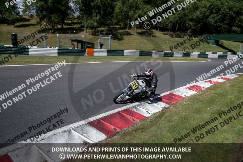 cadwell no limits trackday;cadwell park;cadwell park photographs;cadwell trackday photographs;enduro digital images;event digital images;eventdigitalimages;no limits trackdays;peter wileman photography;racing digital images;trackday digital images;trackday photos