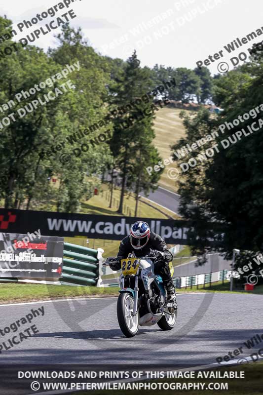 cadwell no limits trackday;cadwell park;cadwell park photographs;cadwell trackday photographs;enduro digital images;event digital images;eventdigitalimages;no limits trackdays;peter wileman photography;racing digital images;trackday digital images;trackday photos