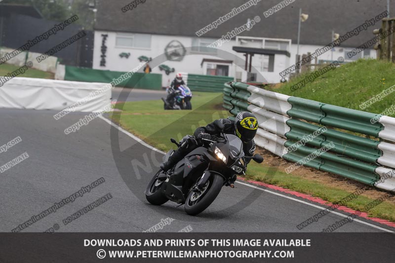 enduro digital images;event digital images;eventdigitalimages;mallory park;mallory park photographs;mallory park trackday;mallory park trackday photographs;no limits trackdays;peter wileman photography;racing digital images;trackday digital images;trackday photos