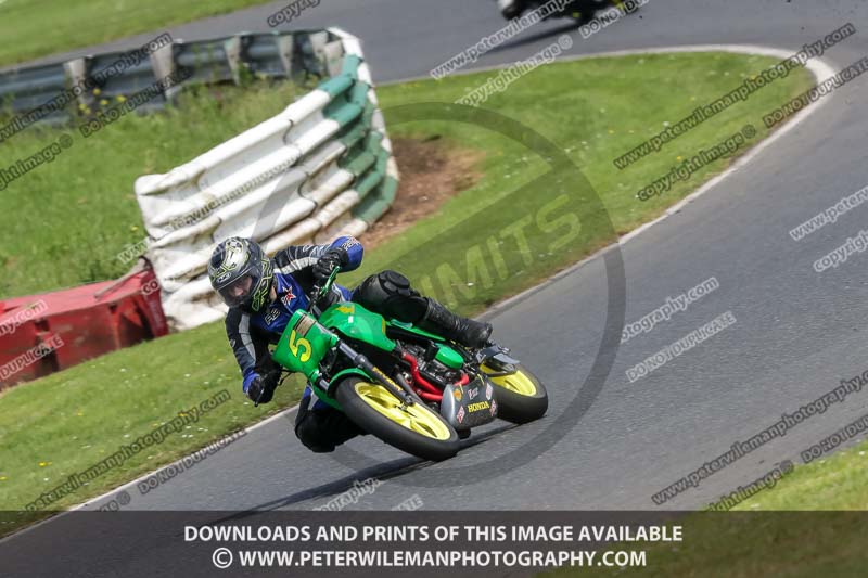 enduro digital images;event digital images;eventdigitalimages;mallory park;mallory park photographs;mallory park trackday;mallory park trackday photographs;no limits trackdays;peter wileman photography;racing digital images;trackday digital images;trackday photos