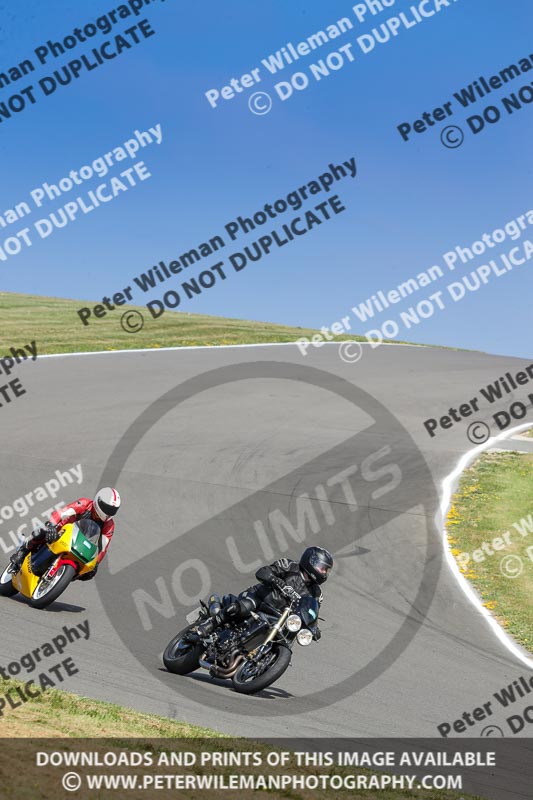 anglesey no limits trackday;anglesey photographs;anglesey trackday photographs;enduro digital images;event digital images;eventdigitalimages;no limits trackdays;peter wileman photography;racing digital images;trac mon;trackday digital images;trackday photos;ty croes