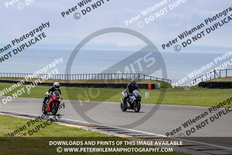 anglesey no limits trackday;anglesey photographs;anglesey trackday photographs;enduro digital images;event digital images;eventdigitalimages;no limits trackdays;peter wileman photography;racing digital images;trac mon;trackday digital images;trackday photos;ty croes