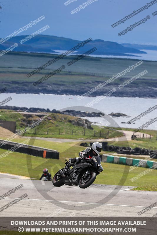 anglesey no limits trackday;anglesey photographs;anglesey trackday photographs;enduro digital images;event digital images;eventdigitalimages;no limits trackdays;peter wileman photography;racing digital images;trac mon;trackday digital images;trackday photos;ty croes