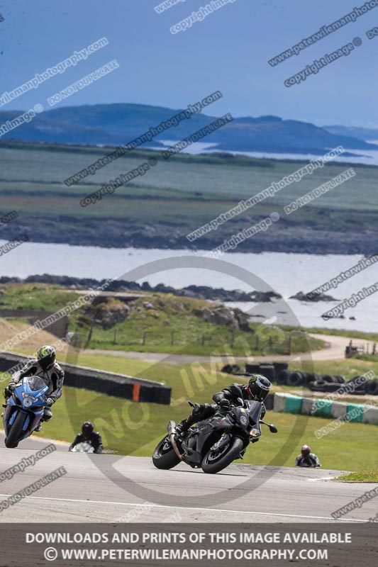 anglesey no limits trackday;anglesey photographs;anglesey trackday photographs;enduro digital images;event digital images;eventdigitalimages;no limits trackdays;peter wileman photography;racing digital images;trac mon;trackday digital images;trackday photos;ty croes