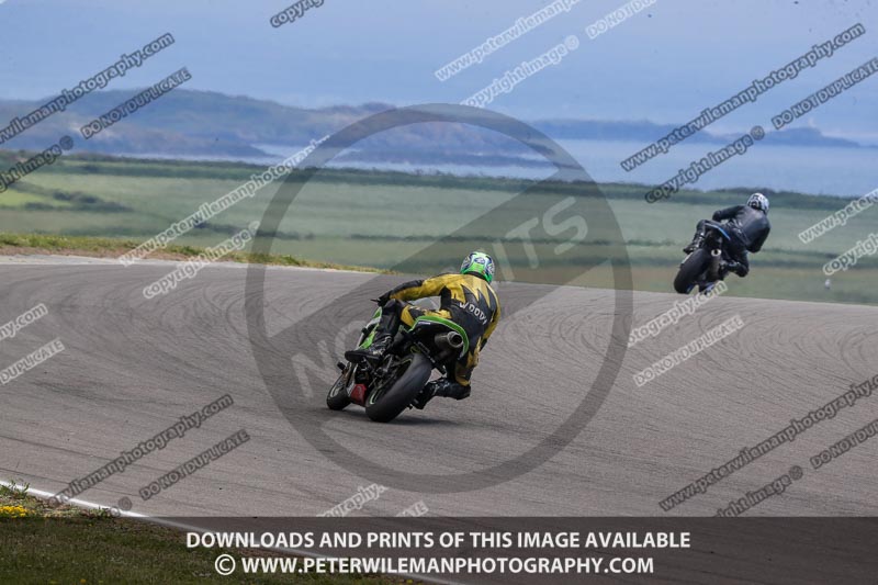 anglesey no limits trackday;anglesey photographs;anglesey trackday photographs;enduro digital images;event digital images;eventdigitalimages;no limits trackdays;peter wileman photography;racing digital images;trac mon;trackday digital images;trackday photos;ty croes