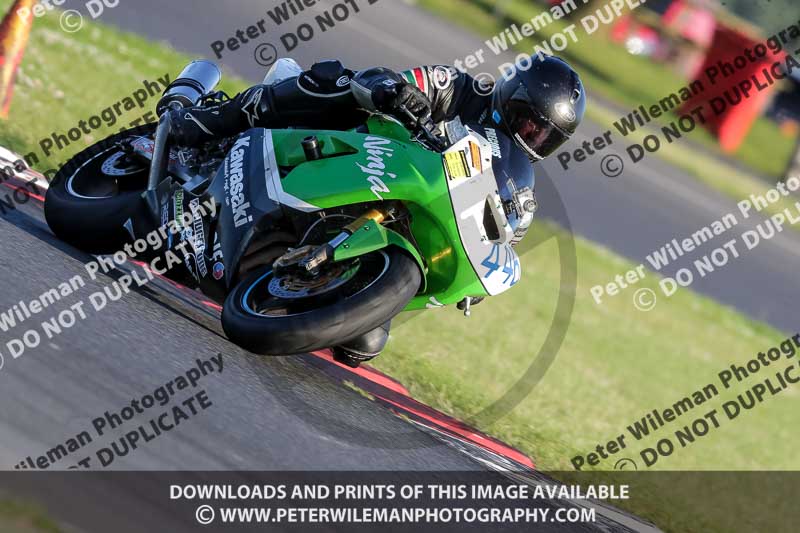 enduro digital images;event digital images;eventdigitalimages;no limits trackdays;peter wileman photography;racing digital images;snetterton;snetterton no limits trackday;snetterton photographs;snetterton trackday photographs;trackday digital images;trackday photos
