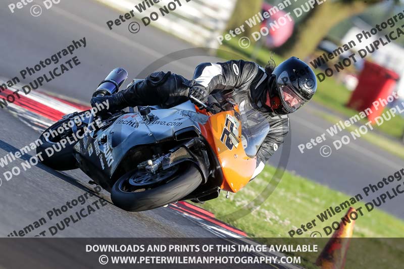 enduro digital images;event digital images;eventdigitalimages;no limits trackdays;peter wileman photography;racing digital images;snetterton;snetterton no limits trackday;snetterton photographs;snetterton trackday photographs;trackday digital images;trackday photos
