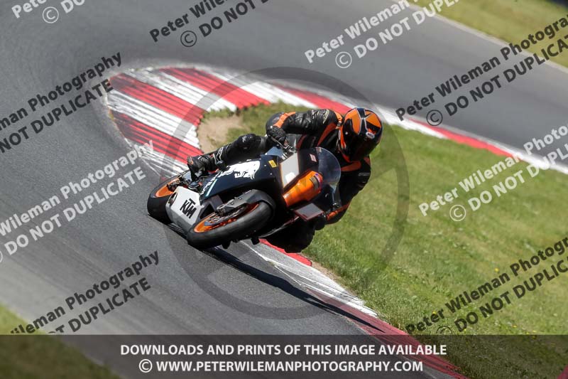 enduro digital images;event digital images;eventdigitalimages;no limits trackdays;peter wileman photography;racing digital images;snetterton;snetterton no limits trackday;snetterton photographs;snetterton trackday photographs;trackday digital images;trackday photos