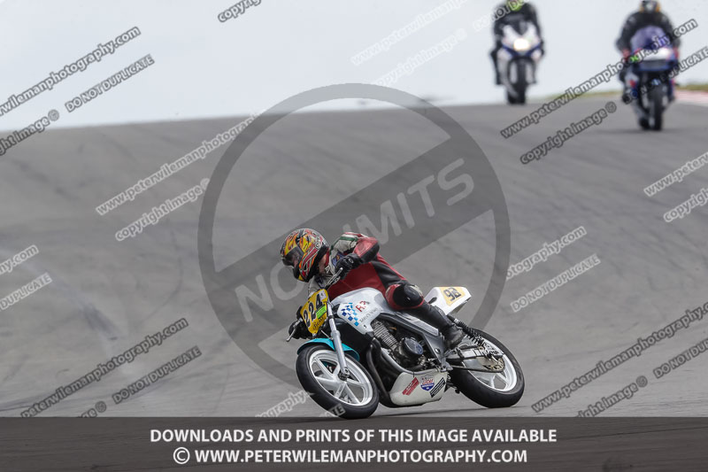 donington no limits trackday;donington park photographs;donington trackday photographs;no limits trackdays;peter wileman photography;trackday digital images;trackday photos