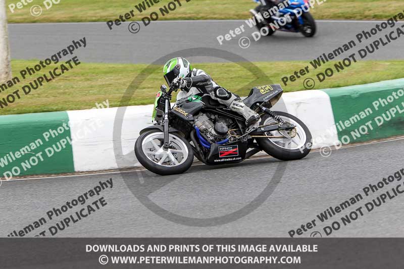 enduro digital images;event digital images;eventdigitalimages;mallory park;mallory park photographs;mallory park trackday;mallory park trackday photographs;no limits trackdays;peter wileman photography;racing digital images;trackday digital images;trackday photos