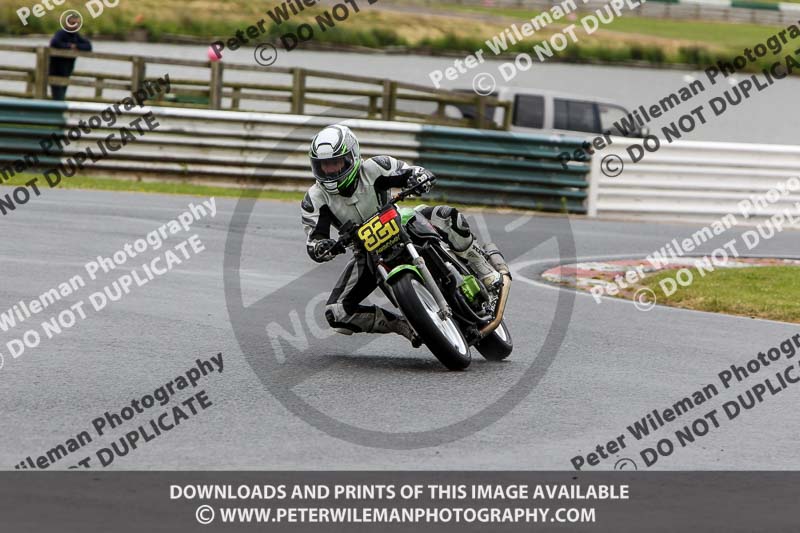 enduro digital images;event digital images;eventdigitalimages;mallory park;mallory park photographs;mallory park trackday;mallory park trackday photographs;no limits trackdays;peter wileman photography;racing digital images;trackday digital images;trackday photos