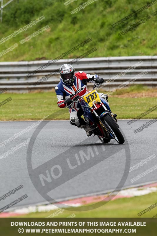 enduro digital images;event digital images;eventdigitalimages;mallory park;mallory park photographs;mallory park trackday;mallory park trackday photographs;no limits trackdays;peter wileman photography;racing digital images;trackday digital images;trackday photos