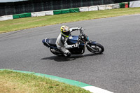 enduro-digital-images;event-digital-images;eventdigitalimages;mallory-park;mallory-park-photographs;mallory-park-trackday;mallory-park-trackday-photographs;no-limits-trackdays;peter-wileman-photography;racing-digital-images;trackday-digital-images;trackday-photos