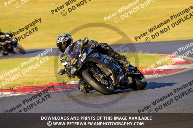 brands hatch photographs;brands no limits trackday;cadwell trackday photographs;enduro digital images;event digital images;eventdigitalimages;no limits trackdays;peter wileman photography;racing digital images;trackday digital images;trackday photos