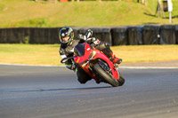 brands-hatch-photographs;brands-no-limits-trackday;cadwell-trackday-photographs;enduro-digital-images;event-digital-images;eventdigitalimages;no-limits-trackdays;peter-wileman-photography;racing-digital-images;trackday-digital-images;trackday-photos