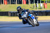 brands-hatch-photographs;brands-no-limits-trackday;cadwell-trackday-photographs;enduro-digital-images;event-digital-images;eventdigitalimages;no-limits-trackdays;peter-wileman-photography;racing-digital-images;trackday-digital-images;trackday-photos
