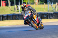 brands-hatch-photographs;brands-no-limits-trackday;cadwell-trackday-photographs;enduro-digital-images;event-digital-images;eventdigitalimages;no-limits-trackdays;peter-wileman-photography;racing-digital-images;trackday-digital-images;trackday-photos