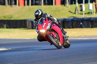 brands-hatch-photographs;brands-no-limits-trackday;cadwell-trackday-photographs;enduro-digital-images;event-digital-images;eventdigitalimages;no-limits-trackdays;peter-wileman-photography;racing-digital-images;trackday-digital-images;trackday-photos