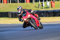 brands-hatch-photographs;brands-no-limits-trackday;cadwell-trackday-photographs;enduro-digital-images;event-digital-images;eventdigitalimages;no-limits-trackdays;peter-wileman-photography;racing-digital-images;trackday-digital-images;trackday-photos