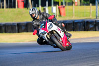 brands-hatch-photographs;brands-no-limits-trackday;cadwell-trackday-photographs;enduro-digital-images;event-digital-images;eventdigitalimages;no-limits-trackdays;peter-wileman-photography;racing-digital-images;trackday-digital-images;trackday-photos
