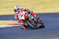 brands-hatch-photographs;brands-no-limits-trackday;cadwell-trackday-photographs;enduro-digital-images;event-digital-images;eventdigitalimages;no-limits-trackdays;peter-wileman-photography;racing-digital-images;trackday-digital-images;trackday-photos
