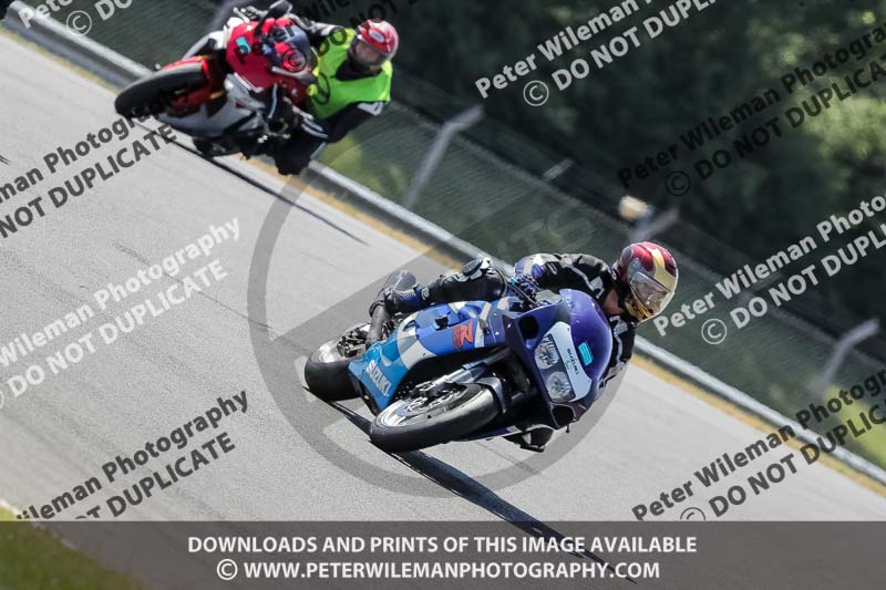 donington no limits trackday;donington park photographs;donington trackday photographs;no limits trackdays;peter wileman photography;trackday digital images;trackday photos