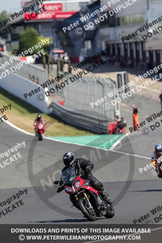 donington no limits trackday;donington park photographs;donington trackday photographs;no limits trackdays;peter wileman photography;trackday digital images;trackday photos