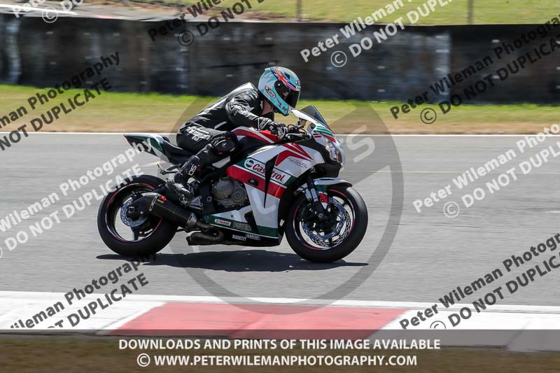 donington no limits trackday;donington park photographs;donington trackday photographs;no limits trackdays;peter wileman photography;trackday digital images;trackday photos