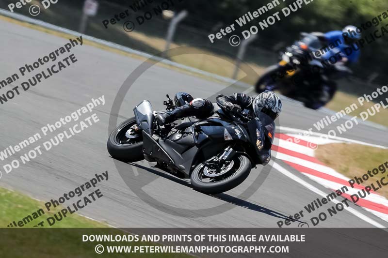 donington no limits trackday;donington park photographs;donington trackday photographs;no limits trackdays;peter wileman photography;trackday digital images;trackday photos