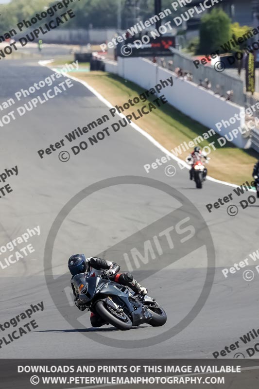 donington no limits trackday;donington park photographs;donington trackday photographs;no limits trackdays;peter wileman photography;trackday digital images;trackday photos