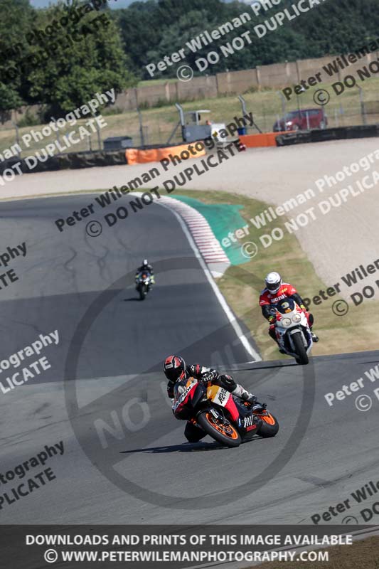 donington no limits trackday;donington park photographs;donington trackday photographs;no limits trackdays;peter wileman photography;trackday digital images;trackday photos