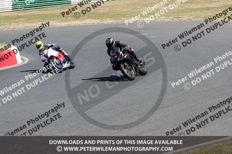 enduro digital images;event digital images;eventdigitalimages;mallory park;mallory park photographs;mallory park trackday;mallory park trackday photographs;no limits trackdays;peter wileman photography;racing digital images;trackday digital images;trackday photos