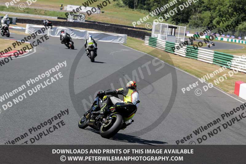 enduro digital images;event digital images;eventdigitalimages;mallory park;mallory park photographs;mallory park trackday;mallory park trackday photographs;no limits trackdays;peter wileman photography;racing digital images;trackday digital images;trackday photos