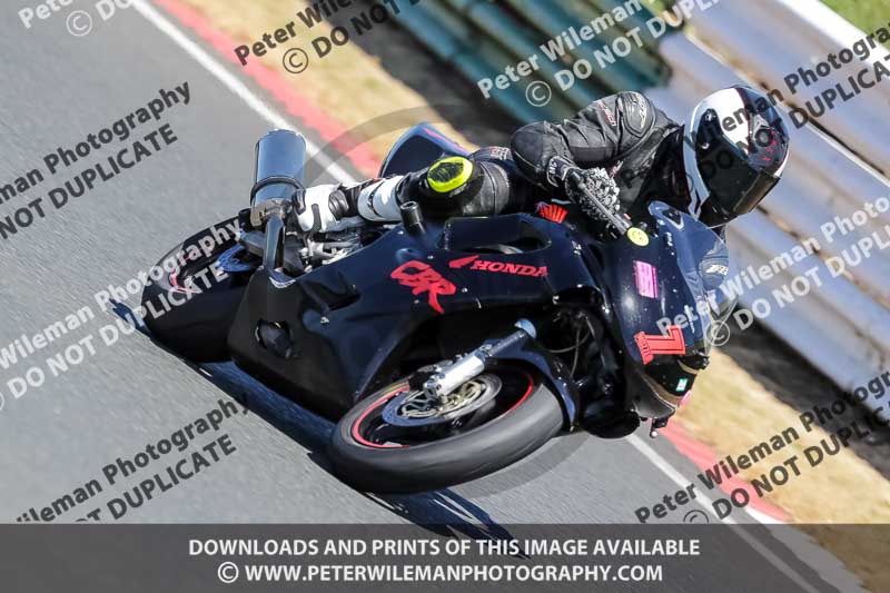enduro digital images;event digital images;eventdigitalimages;mallory park;mallory park photographs;mallory park trackday;mallory park trackday photographs;no limits trackdays;peter wileman photography;racing digital images;trackday digital images;trackday photos