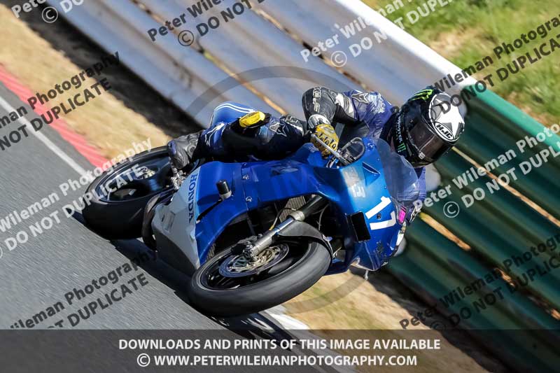 enduro digital images;event digital images;eventdigitalimages;mallory park;mallory park photographs;mallory park trackday;mallory park trackday photographs;no limits trackdays;peter wileman photography;racing digital images;trackday digital images;trackday photos