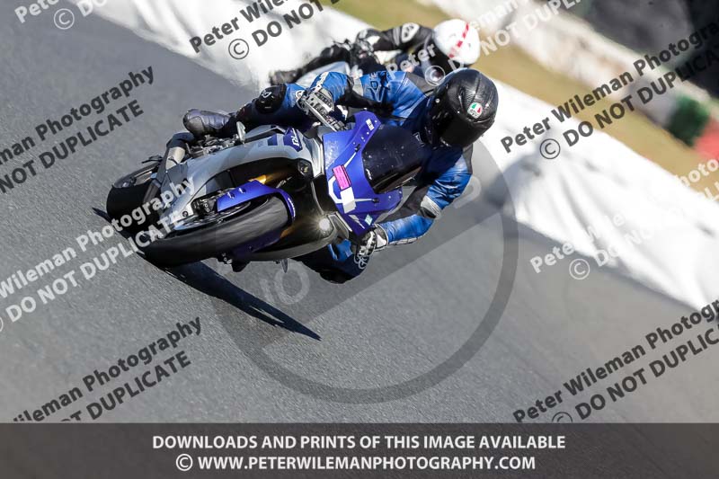 enduro digital images;event digital images;eventdigitalimages;mallory park;mallory park photographs;mallory park trackday;mallory park trackday photographs;no limits trackdays;peter wileman photography;racing digital images;trackday digital images;trackday photos