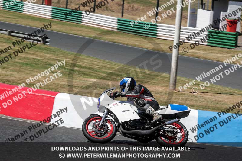 enduro digital images;event digital images;eventdigitalimages;mallory park;mallory park photographs;mallory park trackday;mallory park trackday photographs;no limits trackdays;peter wileman photography;racing digital images;trackday digital images;trackday photos