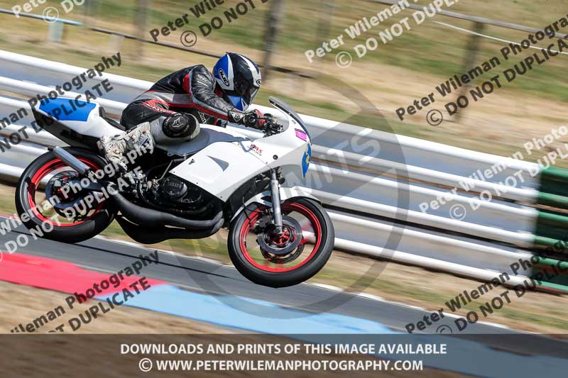 enduro digital images;event digital images;eventdigitalimages;mallory park;mallory park photographs;mallory park trackday;mallory park trackday photographs;no limits trackdays;peter wileman photography;racing digital images;trackday digital images;trackday photos