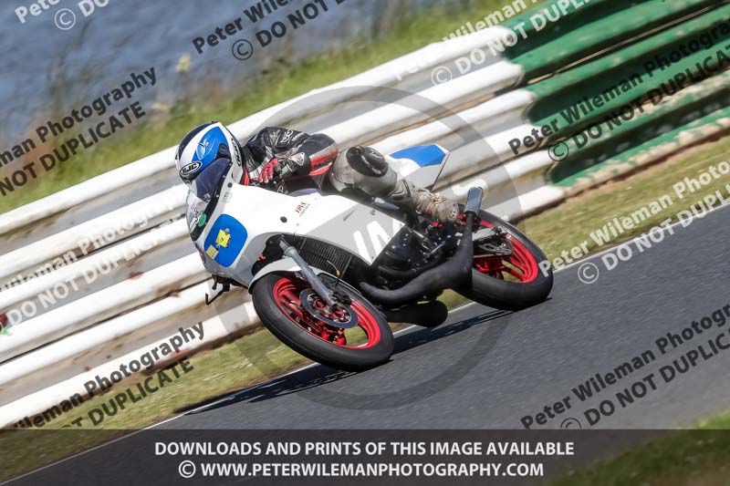 enduro digital images;event digital images;eventdigitalimages;mallory park;mallory park photographs;mallory park trackday;mallory park trackday photographs;no limits trackdays;peter wileman photography;racing digital images;trackday digital images;trackday photos