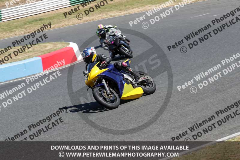 enduro digital images;event digital images;eventdigitalimages;mallory park;mallory park photographs;mallory park trackday;mallory park trackday photographs;no limits trackdays;peter wileman photography;racing digital images;trackday digital images;trackday photos