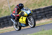 enduro-digital-images;event-digital-images;eventdigitalimages;mallory-park;mallory-park-photographs;mallory-park-trackday;mallory-park-trackday-photographs;no-limits-trackdays;peter-wileman-photography;racing-digital-images;trackday-digital-images;trackday-photos