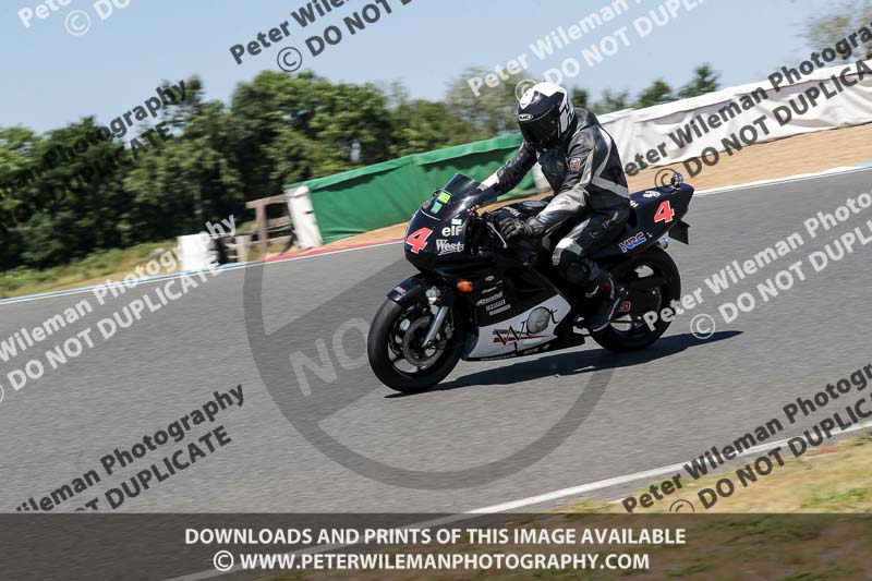 enduro digital images;event digital images;eventdigitalimages;mallory park;mallory park photographs;mallory park trackday;mallory park trackday photographs;no limits trackdays;peter wileman photography;racing digital images;trackday digital images;trackday photos