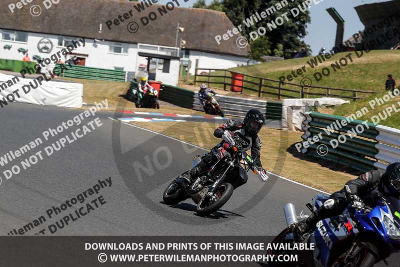 enduro digital images;event digital images;eventdigitalimages;mallory park;mallory park photographs;mallory park trackday;mallory park trackday photographs;no limits trackdays;peter wileman photography;racing digital images;trackday digital images;trackday photos