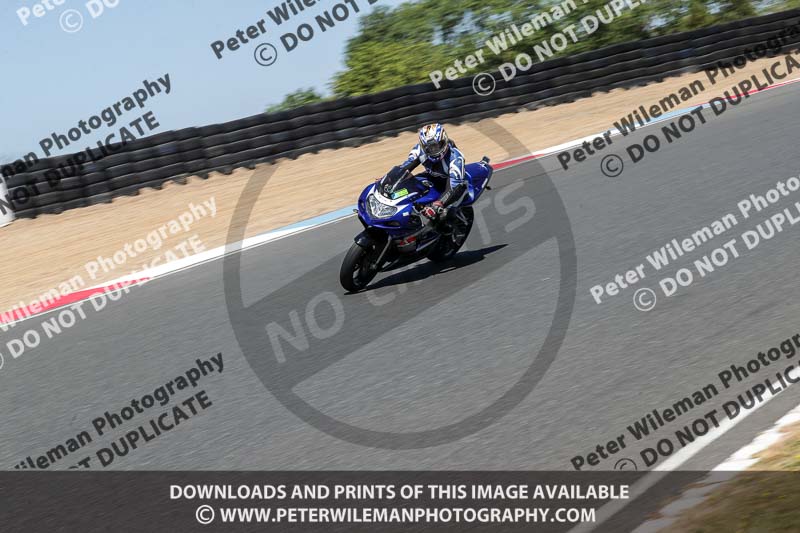 enduro digital images;event digital images;eventdigitalimages;mallory park;mallory park photographs;mallory park trackday;mallory park trackday photographs;no limits trackdays;peter wileman photography;racing digital images;trackday digital images;trackday photos