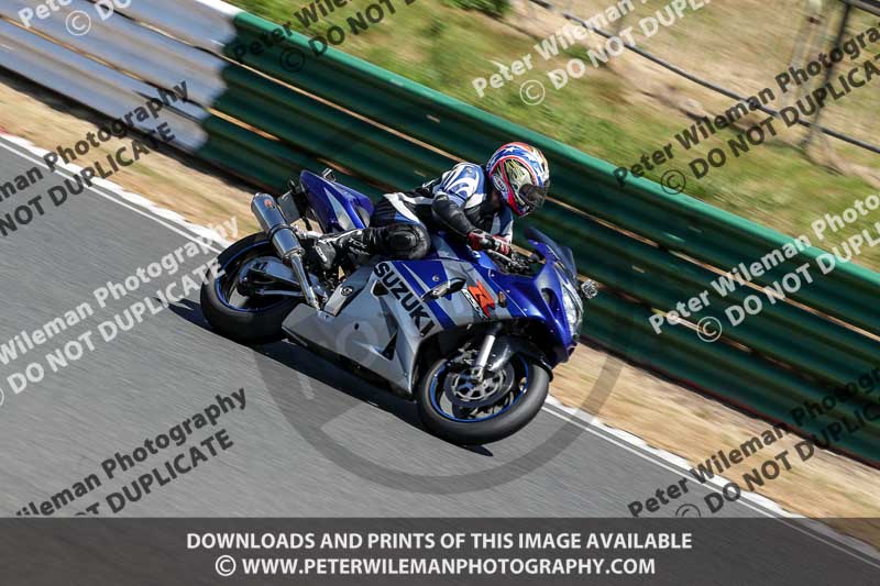 enduro digital images;event digital images;eventdigitalimages;mallory park;mallory park photographs;mallory park trackday;mallory park trackday photographs;no limits trackdays;peter wileman photography;racing digital images;trackday digital images;trackday photos