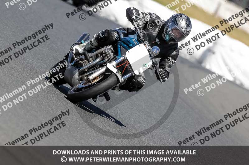 enduro digital images;event digital images;eventdigitalimages;mallory park;mallory park photographs;mallory park trackday;mallory park trackday photographs;no limits trackdays;peter wileman photography;racing digital images;trackday digital images;trackday photos